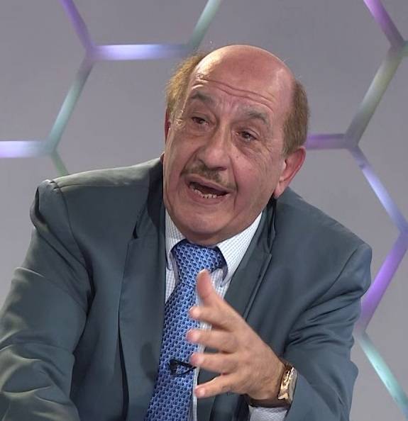 أمين المشاقبة مستذكراً ابو جابر: معلمي وزميلي
