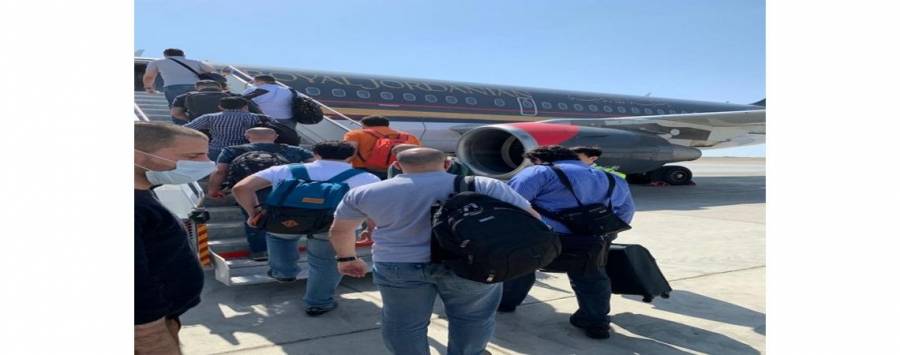 إجلاء 46 أردنيا وفلسطينيا من كازاخستان