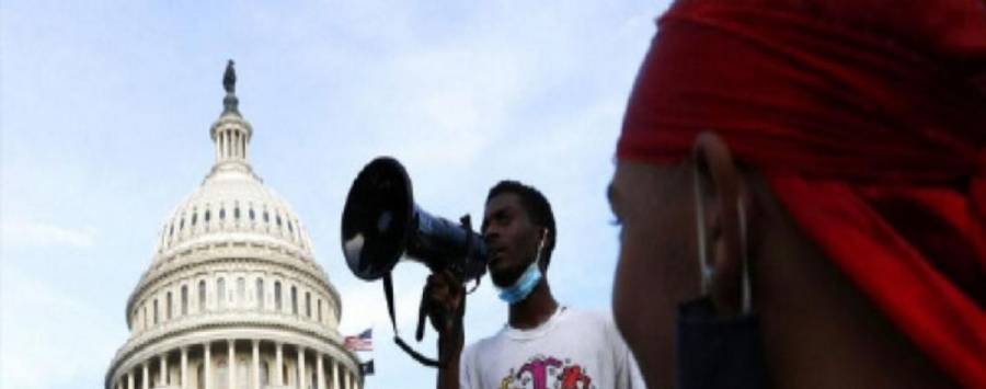 ترامـب يواجـه المظـاهـرات بعقليـة حـربيّــة