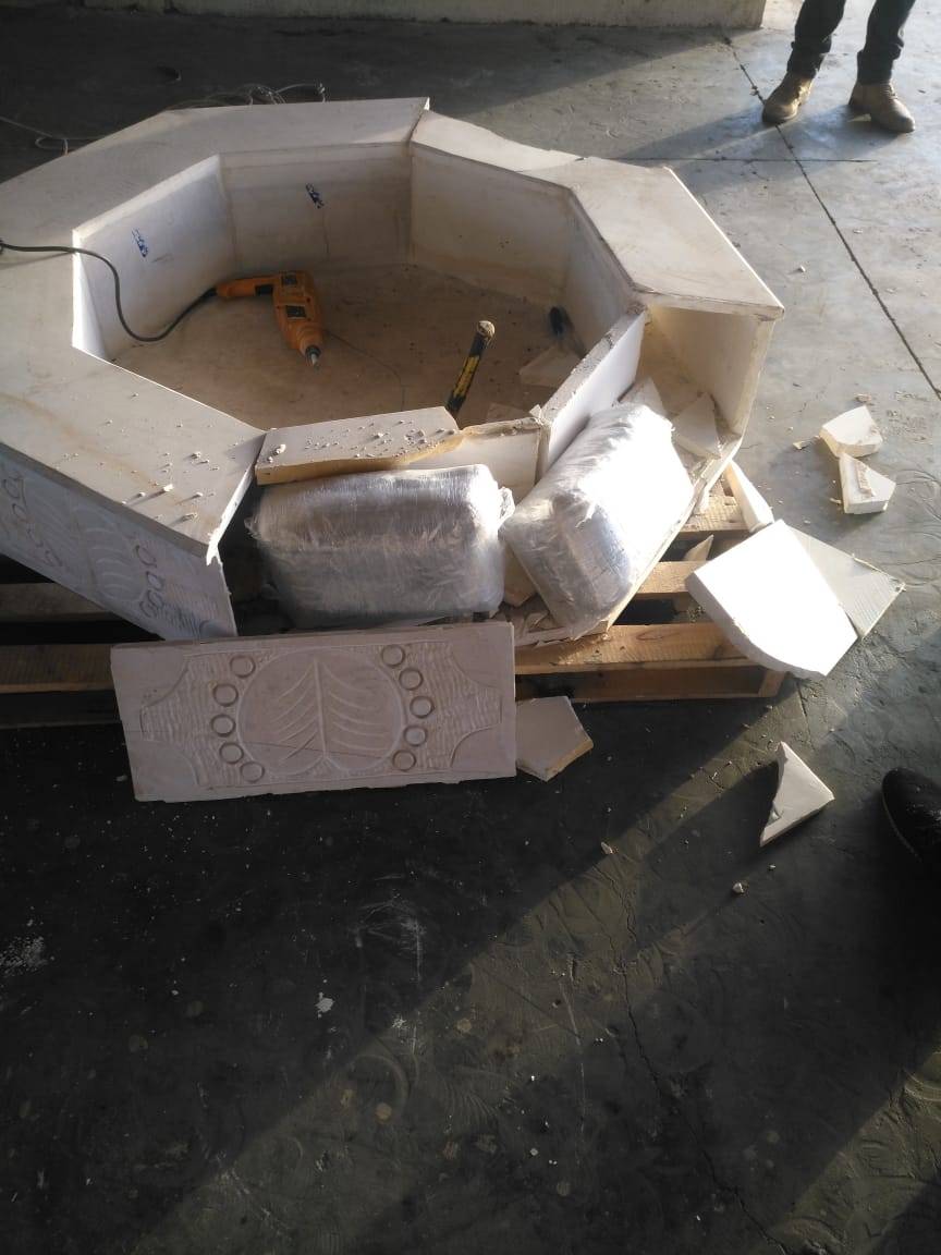 الأشغال المؤقتة لمتهمين بتصدير مخدرات بـنافورة حجرية إلى السعودية