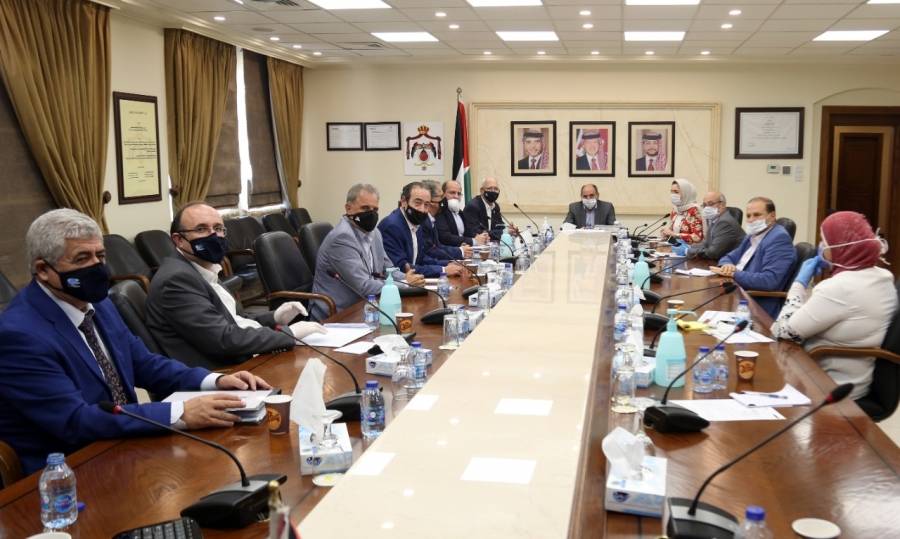 لقاء جمع نقيب المهندسين مع أعضاء مجلس النقابة