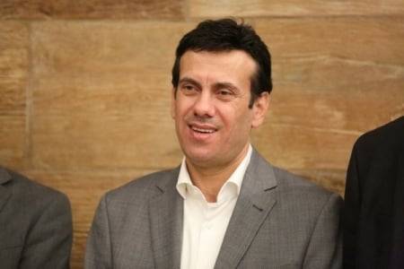 أكثر من مائة صحفي وناشر يطالبون بتكفيل الزميل فراعنة  أسماء