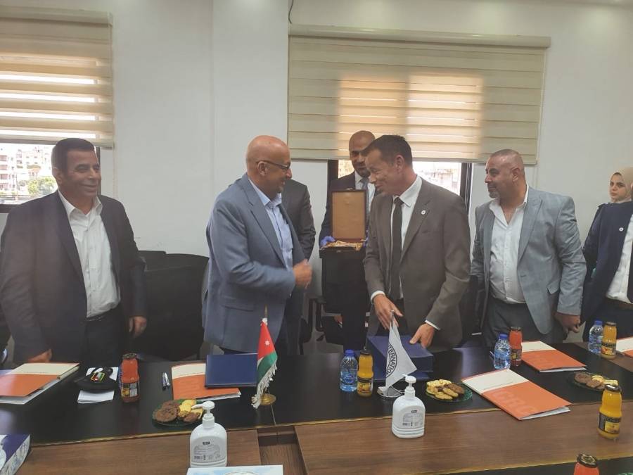 وزارة المياه والري:اتفاقية مع الصليب الاحمر بقيمة 2 مليون فرنك سويسري لتعزيز التزويد في الشمال