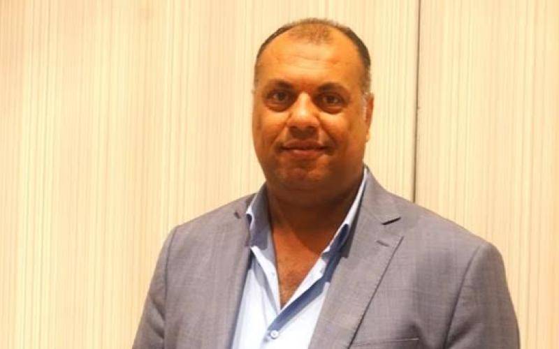 نقابة الخدمات العامة تطالب بوقف خصومات العمال في قطاع الفنادق والمطاعم