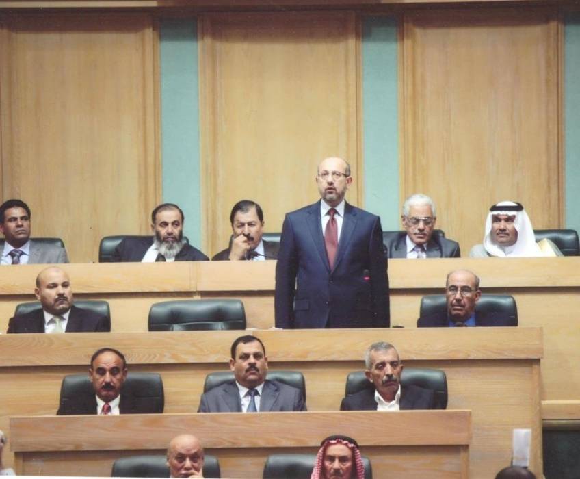 وزير أسبق يهدد الرزاز بنشر معلومات صادمة .. تفاصيل