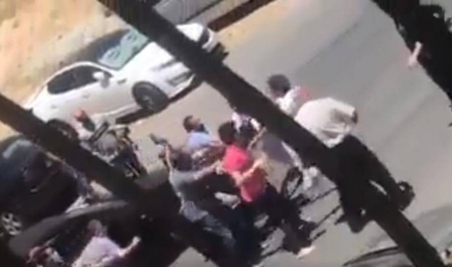 مشاجرة بعد انتهاء صلاة الجمعه في عمان