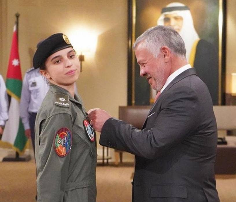 فارسه هاشمية في سماء المملكة _ الأميرة سلمى بنت عبدالله