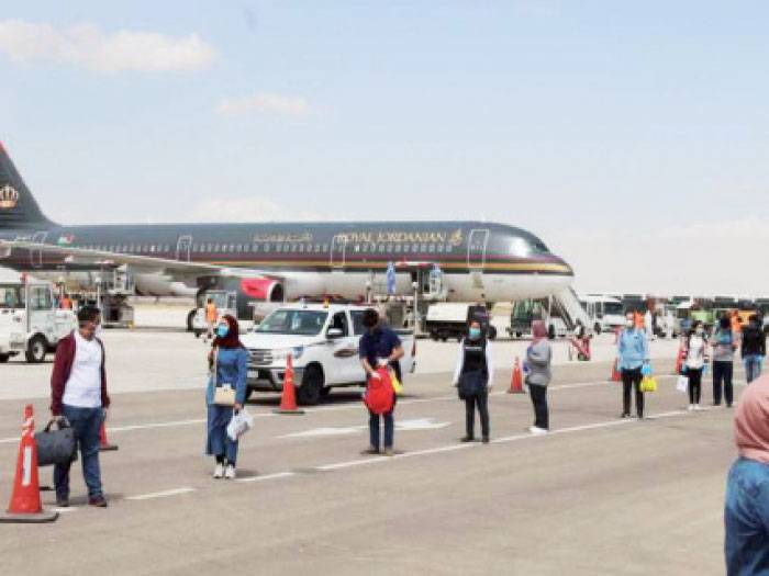 معلمون أردنيون في مملكة البحرين تقطعت بهم السبل يناشدون الحكومة لعودتهم إلى اراضي الوطن