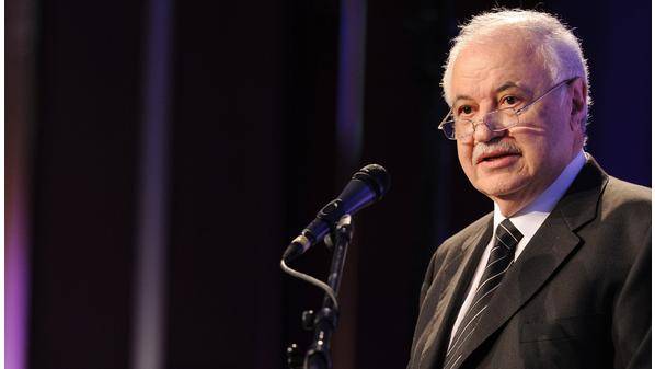 أبوغزالة يقدم تصوراته للعالم ما بعد أزمة فايروس كورونا