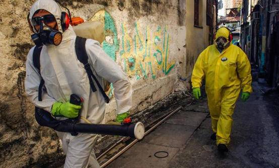 دير علا تعقيم الحي المعزول بعد تسجيل إصابات بكورونا