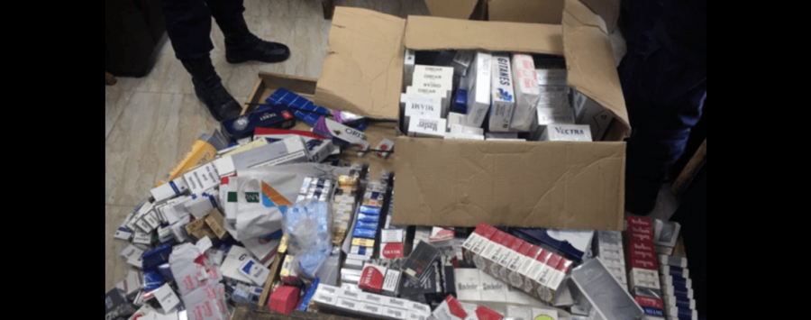 ضبط 250 ألف كروز دخان مهرب في عمان