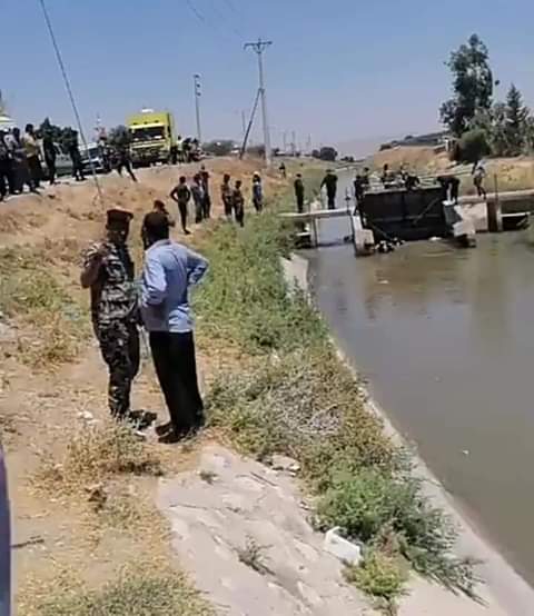 عاجل... انتشال جثة  شاب  من  قناة الملك عبد الله