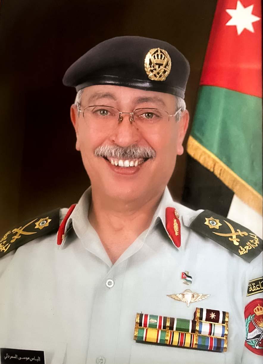 اللواء الركن الياس السمردلي... مسيرة حافله من العطاء والكفاءة العسكرية...