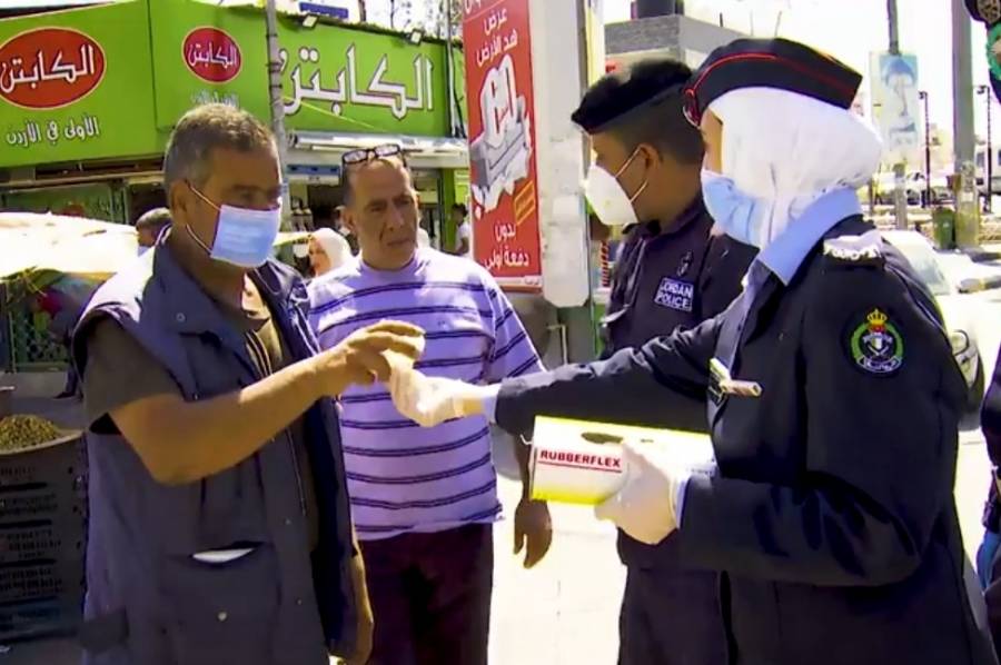 مؤسسة ولي العهد تطلق فعالية عشان نظل بخير... صور