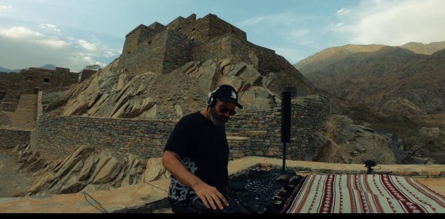 MDLBEAST Freqways   مهرجان موسيقي رقمي على مدار 12 ساعة يساهم في جمع   الاموال والتبرعات لمؤسسة منظمة الصحة العالمية