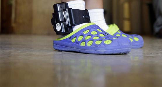 الاردن: تطبيق نظام الأساور الإلكترونية في الحجر المنزلي بدءا من الإثنين المقبل