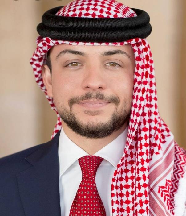 شاعر قبيلة بني صخر يكتب.. فيك   نتوسم  خير  يا  أميرنا الشاب