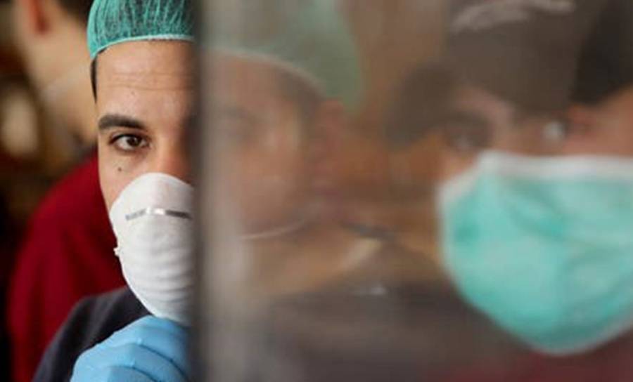 وزير صحة أسبق: موجة قادمة من فيروس كورونا أشرس من الأولى.. وما زلنا في مرحلة الخطر