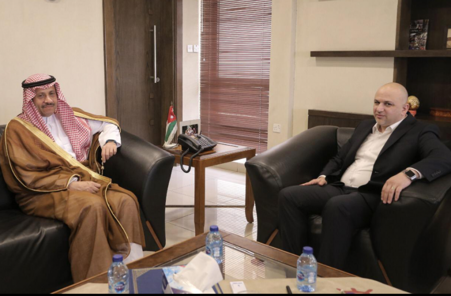 سفير المملكة لدى الأردن يلتقي وزير الاقتصاد الرقمي والريادة الأردني