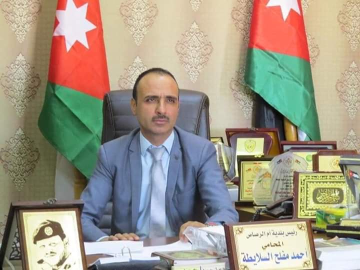 رئيس بلدية ام الرصاص ضيفا على صوت المملكة