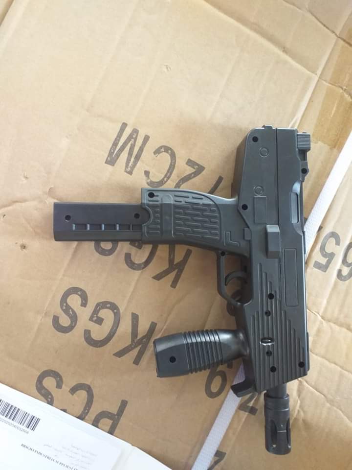 الجمارك تظبط ٢٤ الف مسدس خرز ممنوع استيرادها