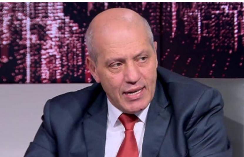 ابو طير يكتب : هل هناك رئيس وزراء جديد قادم ..ام حكومة الرزاز باقية حتى الانتخابات ؟