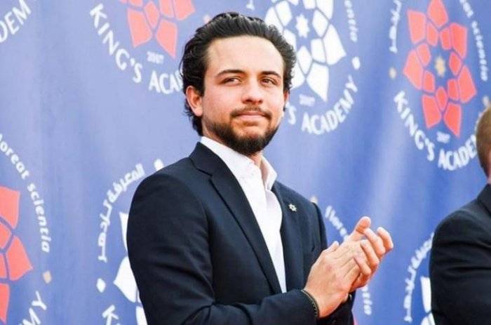 بالفيديو ... أسرة وكالة نيروز الإخبارية  تُهنئ صاحب السمو الملكي  الأمير الحسين بن عبد الله بمناسبة عيد ميلاده السادس والعشرون