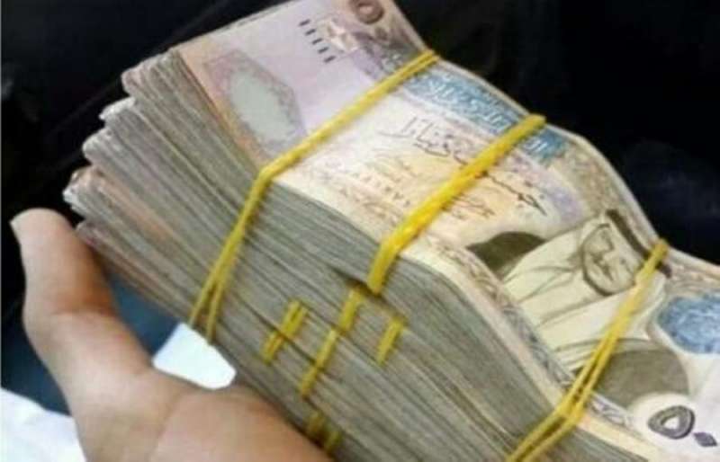 مدير لمكافحة المخدرات يرفض تلقي رشوة  مليون و٧٥٠ الف دينار 