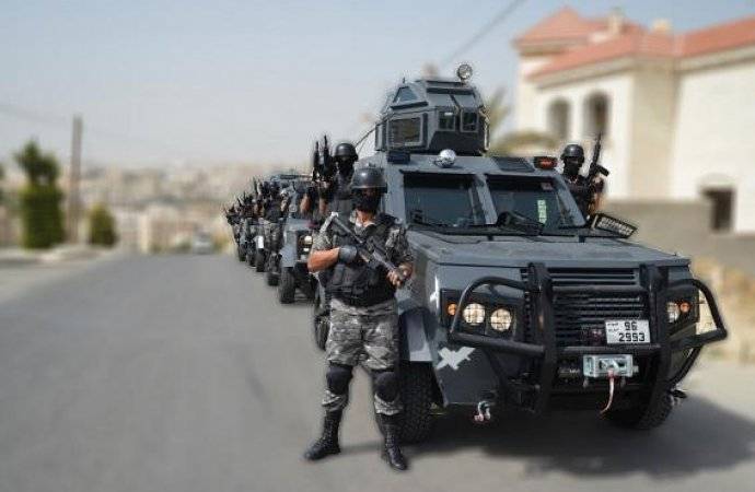 حملة أمنية في الكرك تسفر عن القبض على 58 مطلوباً وضبط 4 مركبات