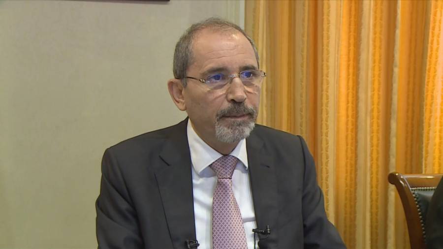 وزير الخارجية: 190 ألف تصريح عمل منحت للاجئين السوريين في الأردن