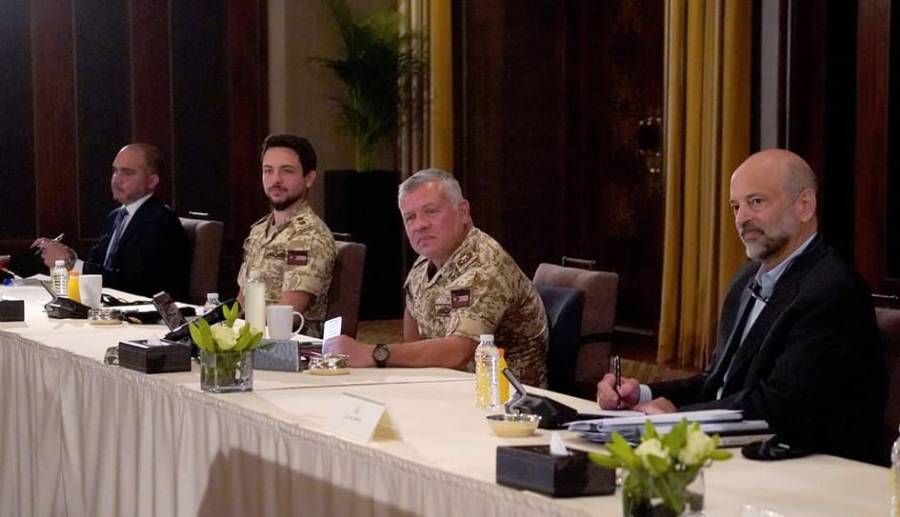 الملك: أزمة كورونا مستمرة والعمل يجب أن يستمر ولا مجال للتراخي