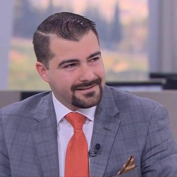 ابو دلو يكتب الفايروس قد عرى دول كبيرة اقتصادتها توجهت للتطوير العسكري اكثر من البحثي الانساني .