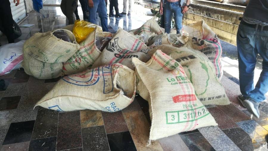 الجمارك الأردنية تضبط مستودعاً للقهوة والهيل في اربد