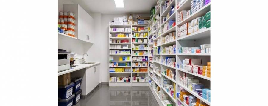 وصفة طبية تتحول الى لغز..ومطالبات باعتماد الوصفة المطبوعة (صورة)