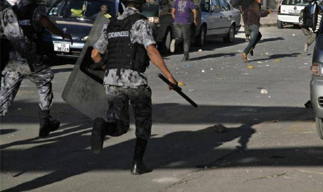 إصابة شخصين بعيارات نارية في منطقة الضليل