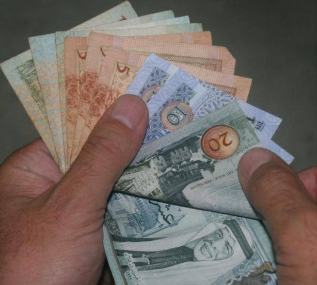 الضمان يسمح للمؤمن عليهم  سحب الرصيد الإدخاري لغايات التعليم والمعالجة..