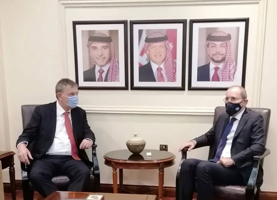 الصفدي يؤكد على استمرار حشد الدعم السياسي والمالي للأونروا