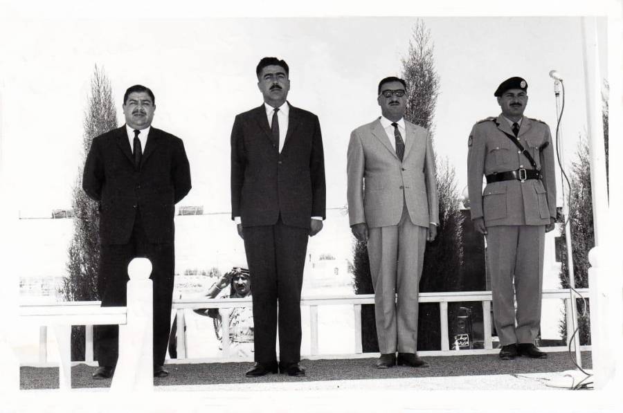 صور من الذاكرة لدولة وصفي التل واللواء عادل العرموطي أثناء تخريج فوج الحسين الثاني...