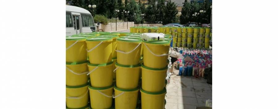 المواصفات تداهم مصنعاً مخالفاً وتضبط قرابة 4 أطنان من مسحوق الغسيل المقلّد