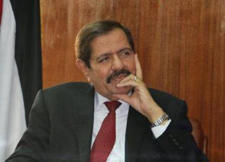 مجمع اللغة العربية يرفض استقالة د.خالد الكركي