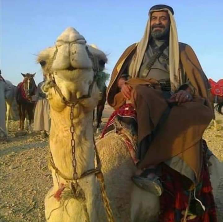الفنان غزلان يمتدح الممثل خالد جزاع الزبن