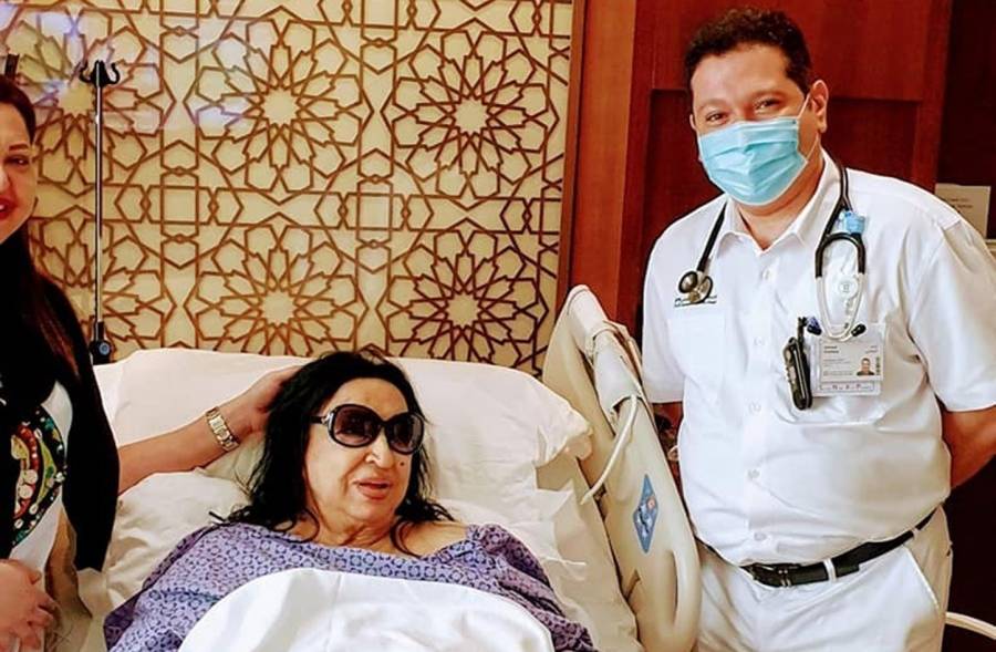 سميرة توفيق تجري بنجاح عملية في القلب