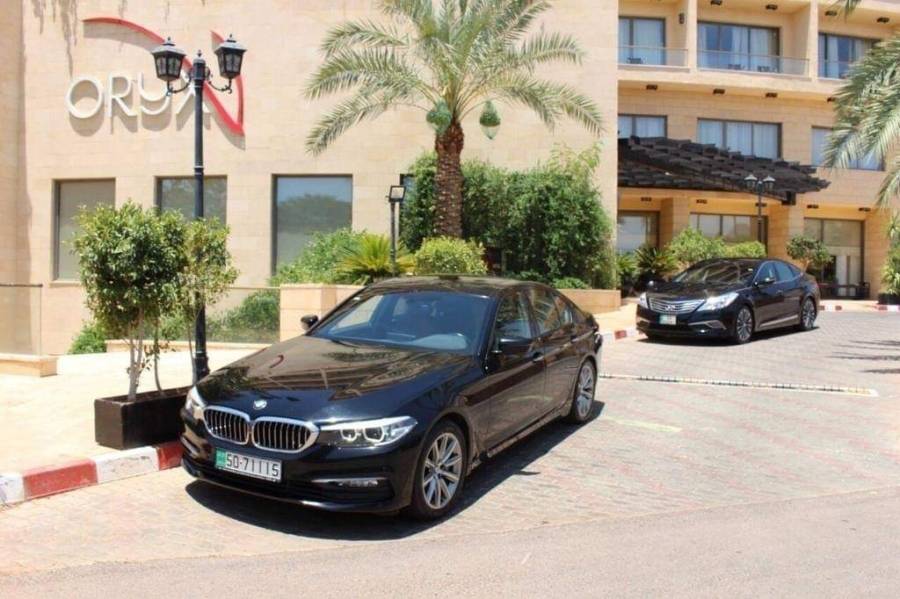 فندق اوريكس العقبة يدخل خدمة تأجير السيارات السياحية لزبائنه