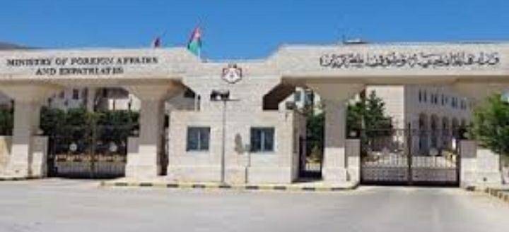 وزارة الخارجية تؤكد تسيير رحلة إلى المنامة خلال الأسبوع القادم