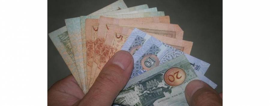 صرف المعونة المالية الشهرية للمنتفعين قبل العيد