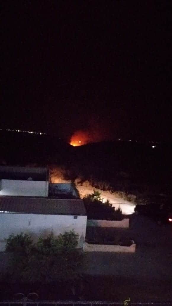 الامن العام  : مديرية شرطة اربد تحقق لتحديد سبب الحريق في لواء بني كنانة