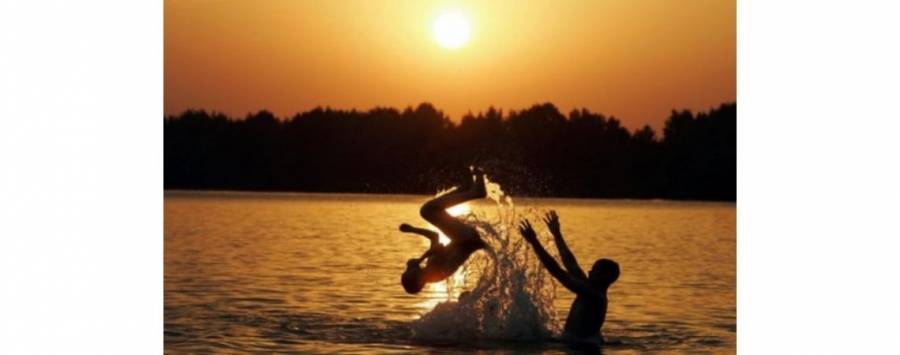 اجواء حارة نسبيا في اغلب مناطق المملكة