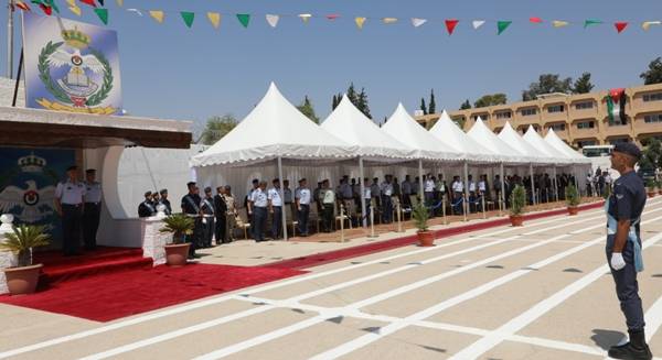 العميد الطيار النقرش يرعى تخريج الفوج السابع والخمسين من تلاميذ كلية الأمير فيصل الفنية