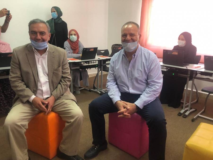 البريزات يرعى حفل إطلاق قاعة حاسوب في  شباب الشونة الشمالية