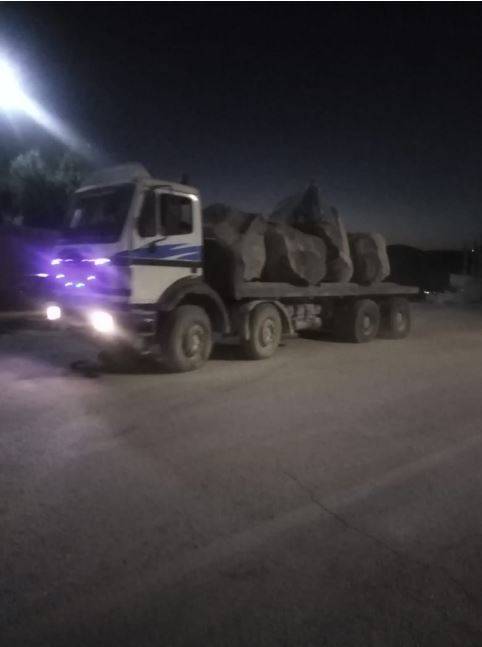 المياه: ضبط شاحنة بازلت مخالفة في الهاشمية